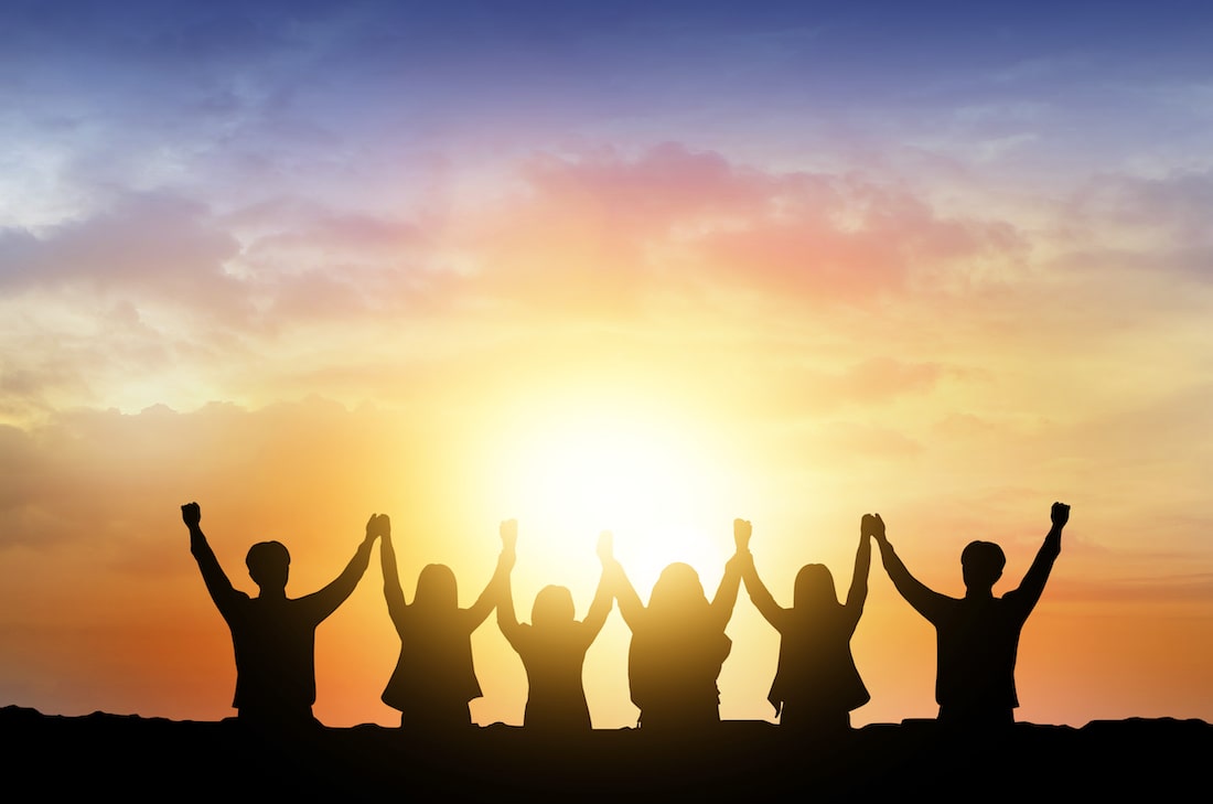 shutterstock_1185913360 people2-min